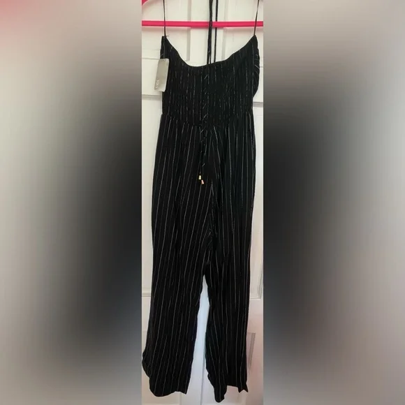 BNWT! Allie Rose, Harlow Halter Tie Jumpsuit in Black, Washed Pinstripe - Picture 5 of 12
